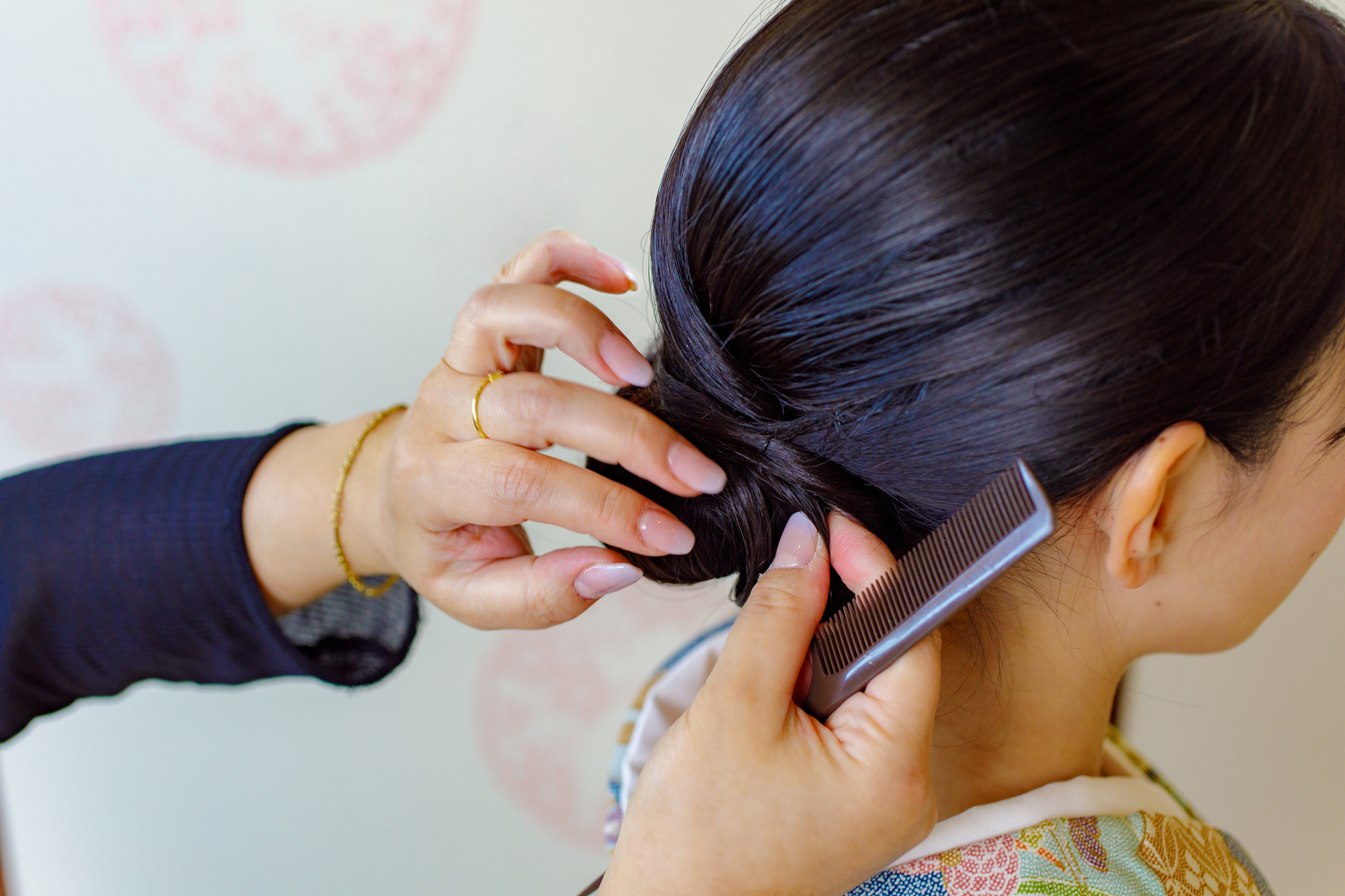 熟練スタイリストによる着付けとヘアセット